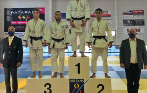 6175b6b729ceb_podiumr.jpg
