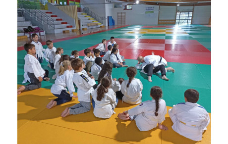 Initiation au judo pour les jeunes nageurs de Vendôme